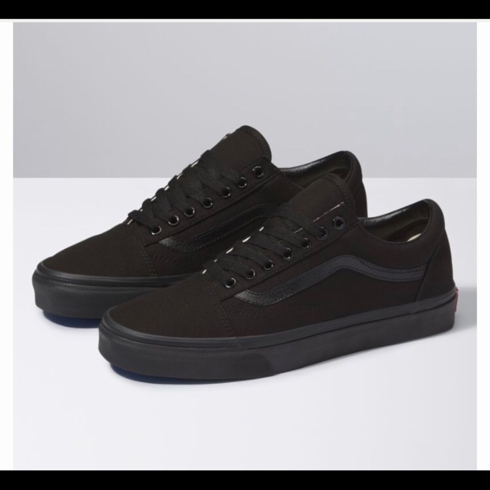 all black canvas old skool vans
